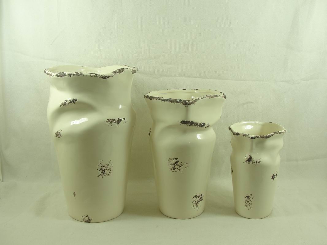 Ceramic Flower Pot230