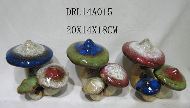 ceramic mushroom decoration3