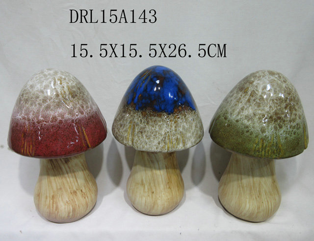 ceramic mushroom decoration18
